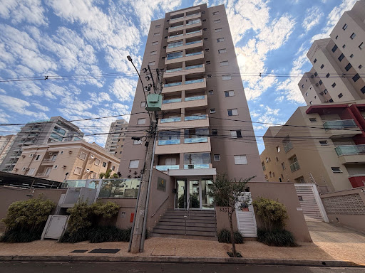 Apartamento com 2 suítes no Edifício Endro, Nova Aliança