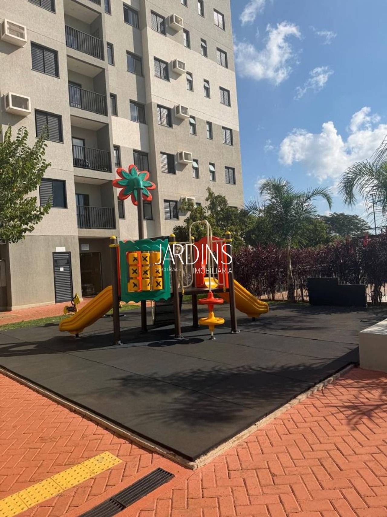 Apartamento com 2 dormitórios no Residencial Monterry, Jardim Olhos d'Água