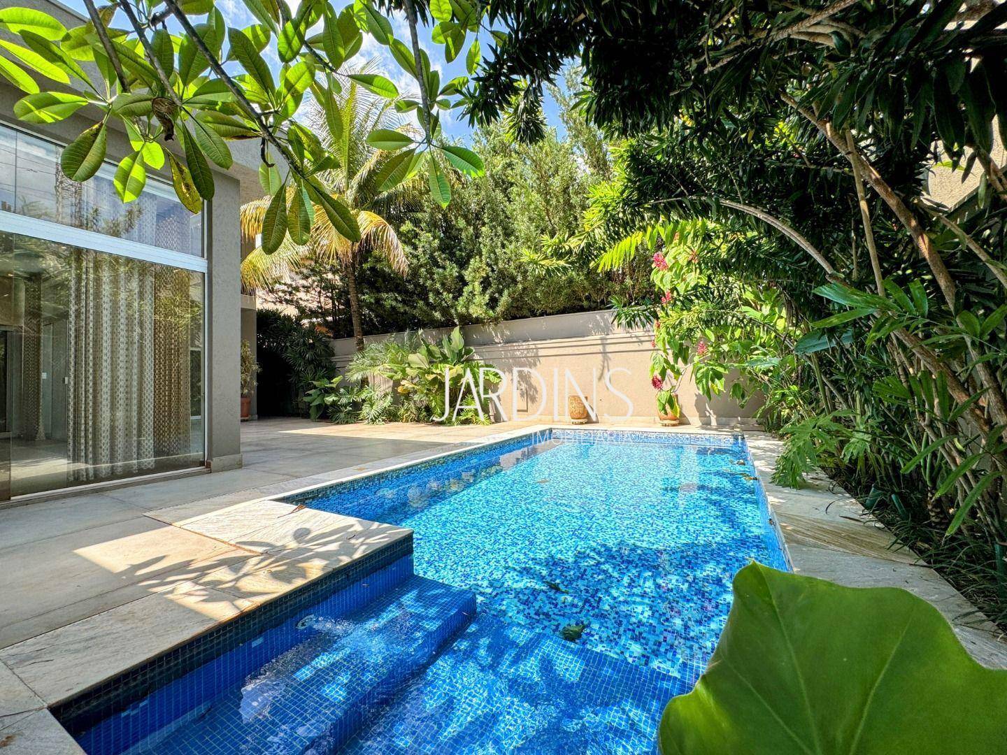 Casa com 4 suítes no Verona, Jardim Botânico